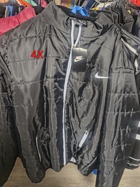 Nike Black Puffer Jacket with White Trim Size: 4x